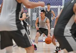 关于上海久事发布备战花絮，今晨豪取连胜，CBA季后赛任务艰巨，轮换策略成焦点的信息-雷竞技体育