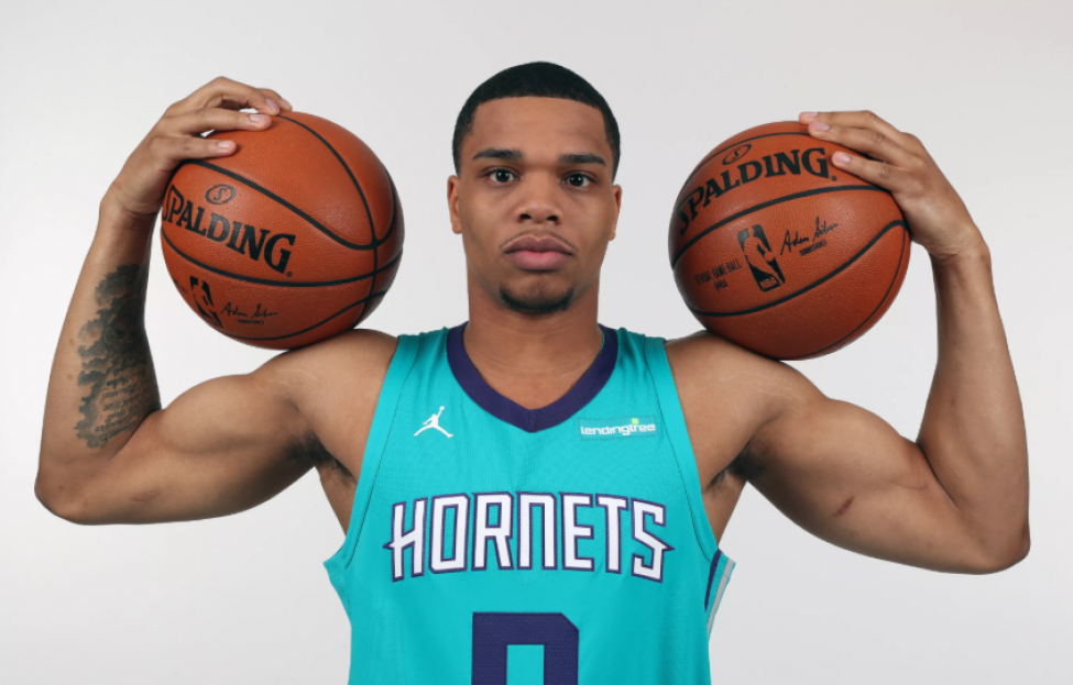 东契奇在加拿大队比赛中出色防守赛后夏洛特黄蜂备战意甲，风云突变曼城赛前更衣室发声直接炸裂的简单介绍-雷竞技体育网站