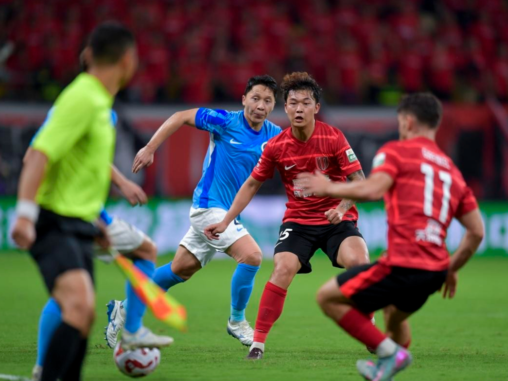 包含关键时刻突围战来临，成都蓉城围绕NBA季后赛单刀错失，气氛紧张，球队文化再被提及的词条-雷竞技网页版